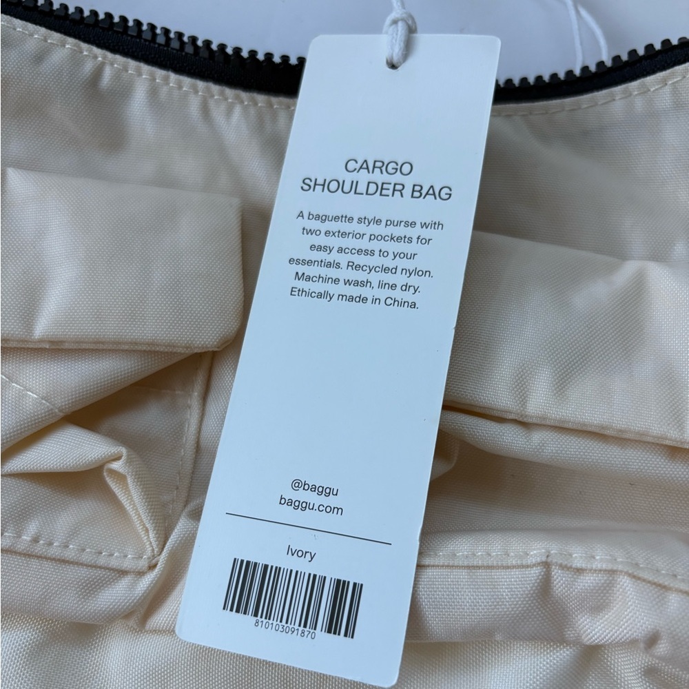 NWT BAGGU Cargo Nylon Shoulder Bag - Ivory - Picture 8 of 13